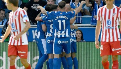 1-1！55岁西蒙尼麻了 马竞夏窗砸1.75亿却3轮不胜 格子失空门绝杀